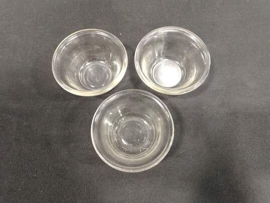 Trio of Pyrex Miniature Bowls image number 2