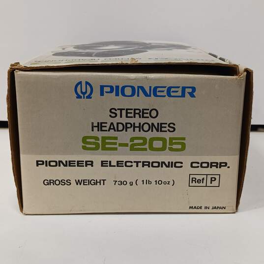 Vintage Pioneer SE-205 Stereo Headphones  IOB image number 5