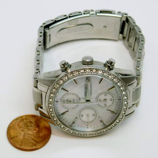 Buy the Seiko Quartz Chronograph 7T92-0MZ0 Mother of Pearl & Rhinestone  Ladies Calendar Watch | GoodwillFinds