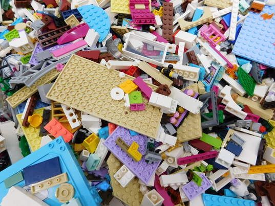 11.6 LBS LEGO Friends Bulk Box image number 2