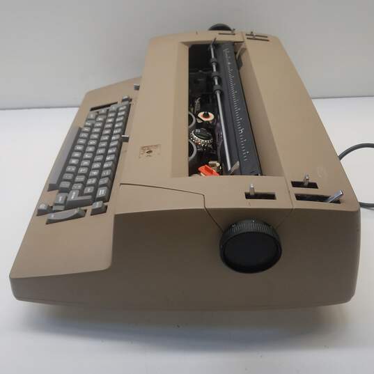 IBM Electric Typewriter (Parts/Repair) image number 3