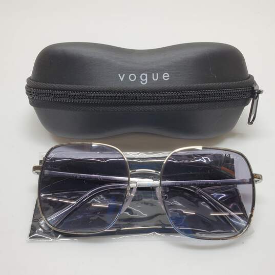 Vogue  4175-SB 323/79 53-17 135 2N Eyeglasses with Case image number 1