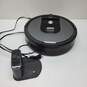 iRobot Roomba Model 960R Robot Vacuum image number 1