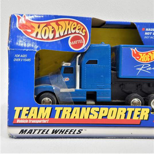 Mattel Hot Wheels Nascar Kyle Petty Team Transporter #44 Storage Trailer image number 2