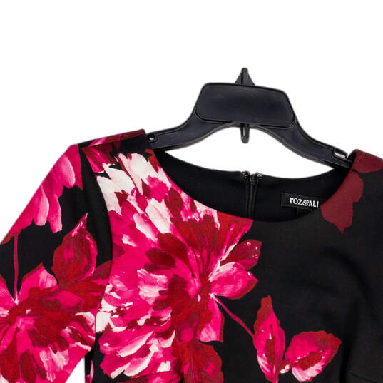 Womens Black Pink Floral Round Neck Back Zip Sheath Dress Size 4 image number 3