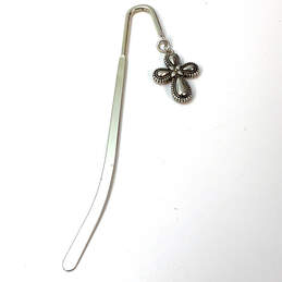 Designer Brighton Two-Tone Cross Middle Flower Hairpin Curved Bookmark alternative image