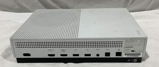 XBOX ONE S 1TB image number 2