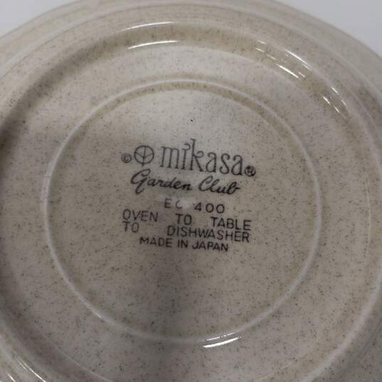 Bundle of 4 Bowls Total: 2 Mikasa Garden Club EC 400 7.5" Fruit/Dessert Bowls And 2 9.75" Vegetable Bowls image number 4