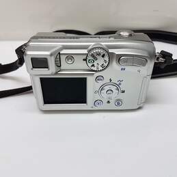 Nikon COOLPIX 4800 4.0MP Digital Camera - Silver alternative image