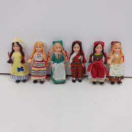 Bundle of 6 Assorted Vintage Around The World Dolls