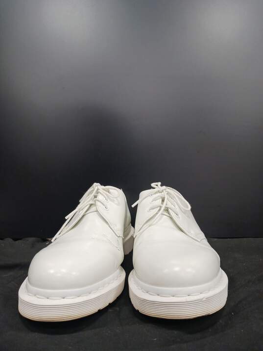 Men's Dr. Martens White Smooth Leather Oxford Shoes Size 11 image number 1