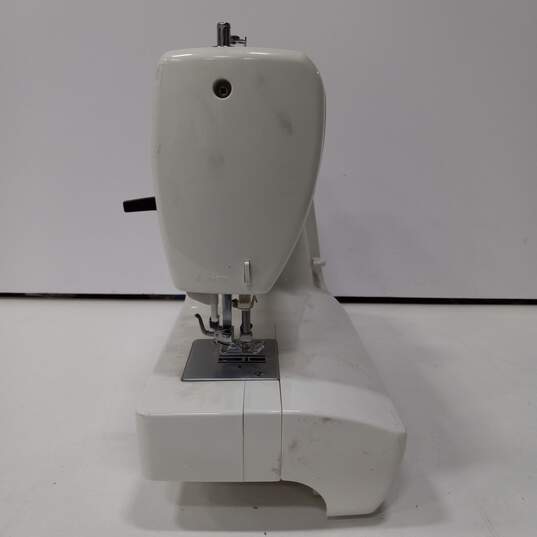 Jeans Machine Sewing Machine image number 2