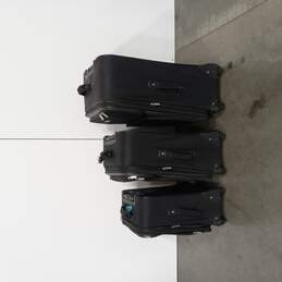 Brentwood 3-Piece Rolling Luggage Set - Black alternative image