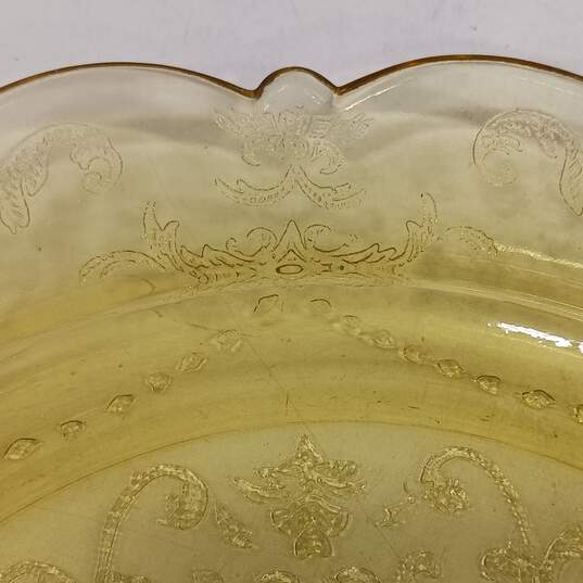 Set of 3 Vintage Amber Madrid Depression Glass Dinner Plates image number 4