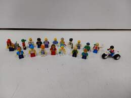 Bag of Minifigs