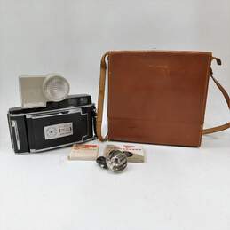 Polaroid 900 Electric Eye Folding Handheld Land Camera W/ Case & Light