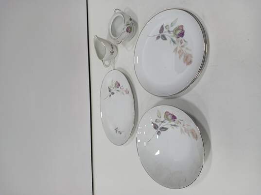 Set of 6 Assorted Vintage Fine China Lori Floral Serving Dishes image number 1