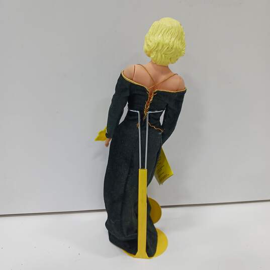 Set of 2  Applause Dick Tracy Collectible Dolls image number 4