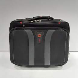 Wenger Swiss Gear 2-Wheel Rolling Pull Handle Carry-On Luggage