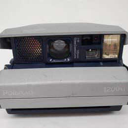 Polaroid 1200si Camera Untested alternative image