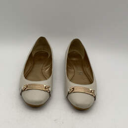 Womens Beige Leather Round Toe Comfort Slip-On Ballet Flats Size 7