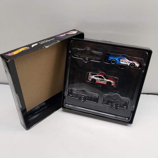 2021 Hot Wheels Premium Forza Motorsport Set IOB Only 2 of 5 cars image number 2