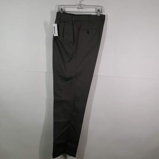 NWT Mens Cotton Classic Fit Pleated Front Comfort Waist Khaki Pants Size 36X34 image number 1