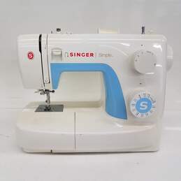 Singer Simple Model 3221 Sewing Machine (Untested)
