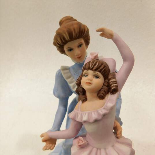 1996 EHW San Francisco Music Box Figurine Women & Ballerina Daughter image number 4