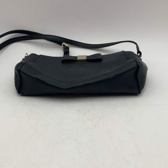 Womens Black Leather Terrace Ginnie Adjustable Strap Bow Zipper Crossbody Purse image number 5