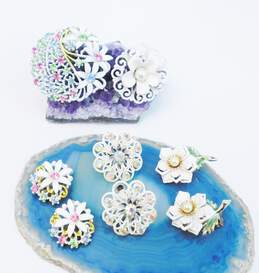 Vintage White Enamel Faux Pearl & Colorful Rhinestone Flower Clip-On Earrings & Brooches 53.2g