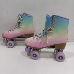 Roller Skate Size 42 w/ Protection Accessories In Box alternative image