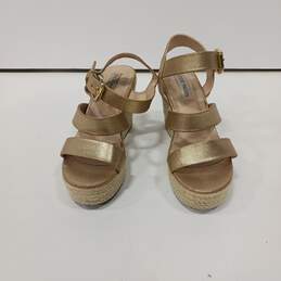 Steve Madden Gold Wedge Sandals Women's Size 7.5M