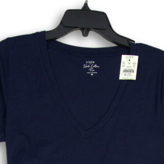 NWT Womens Navy Blue Short Sleeve V-Neck Pullover T-Shirt Size Medium image number 3
