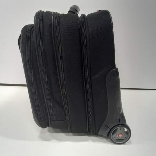 Wenger Swiss Gear Wheeled Luggage image number 3