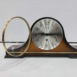 Vintage Linden Mantle Clock with Key alternative image