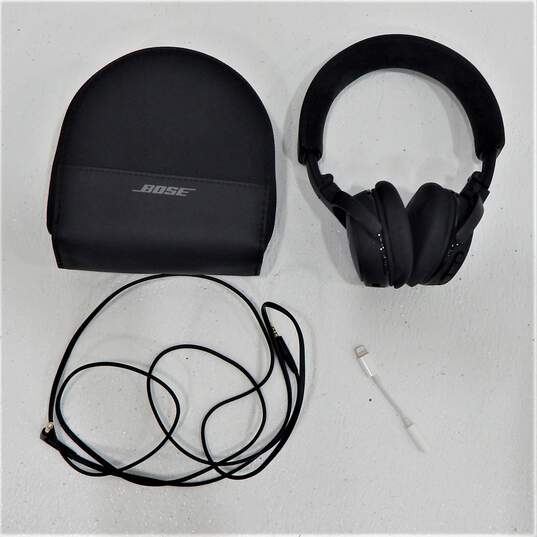 Bose Around-Ear Wireless Headphones W/ Case Black image number 1