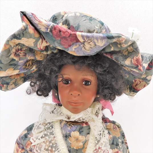 World Galley Porcelain Doll Andrea By Norma Rambaud IOB image number 2