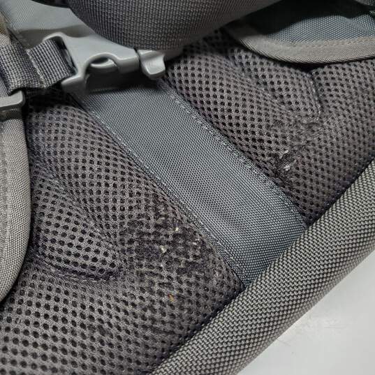 The North Face Recon Gray Backpack image number 5