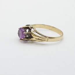 10K Gold Purple Sapphire Sz 7 1/2 Ring 2.6g alternative image