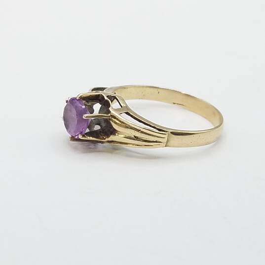 10K Gold Purple Sapphire Sz 7 1/2 Ring 2.6g image number 2