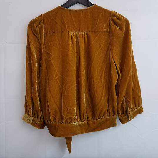 Madewell gold cropped velvet wrap top XS image number 2