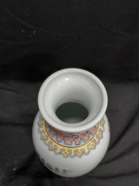 Vintage Vase, Chinese Porcelain image number 5