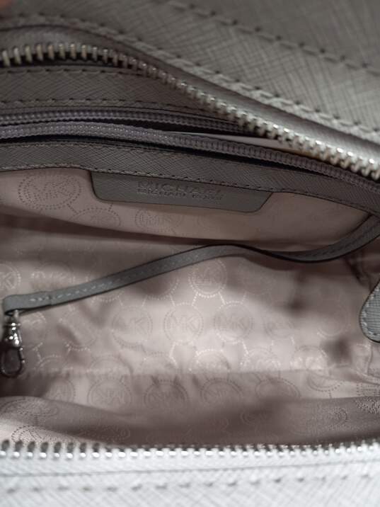 Michael Kors Selma Grey Leather Handbag image number 6