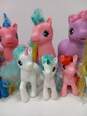 Bundle of 13 Assorted Off-Brand Plastic Horse Toys image number 4