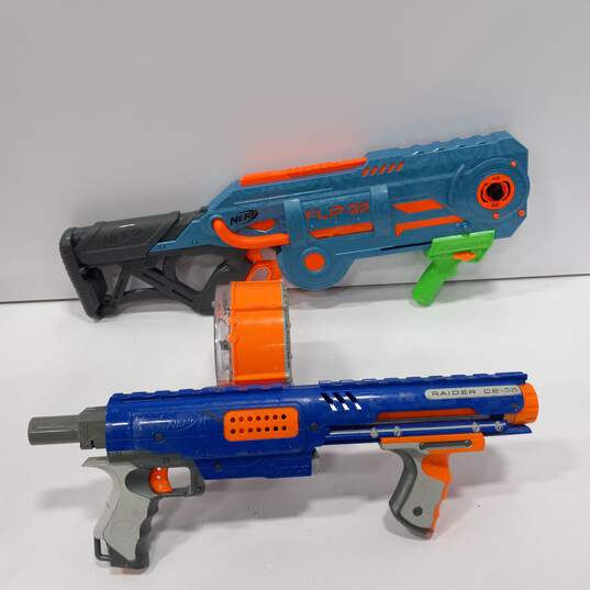 Pair Of Nerf Guns image number 2