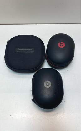 Assorted Audio Headphone Case Bundle Lot of 8 alternative image
