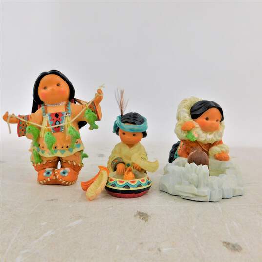 VTG Enesco Friends of the Feather Figurines Gift of Generosity Canoe Be Five Too Eight Is Great image number 1