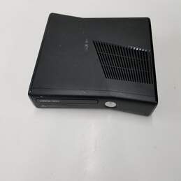 Microsoft Xbox 360 S with 320GB HDD