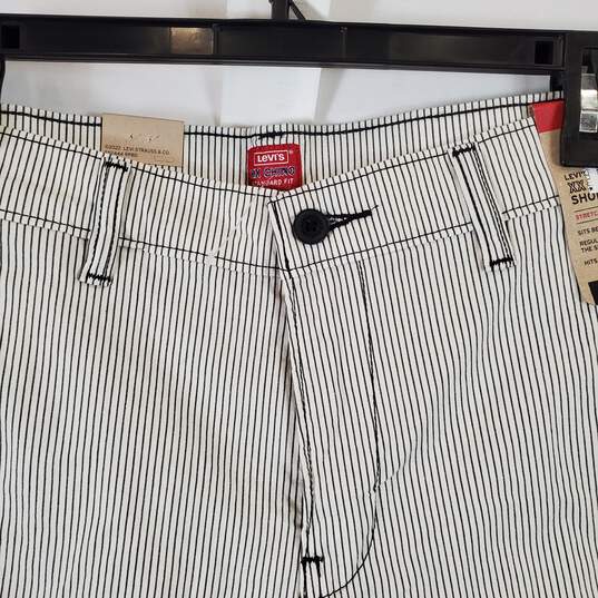 Levi's Men's Striped Chino Short SZ 30 NWT image number 2